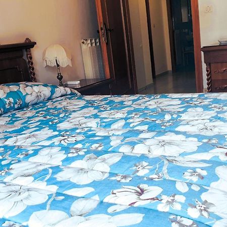 Napoli Stadio - 3 Bedrooms - 2 Bathrooms - Free Park ภายนอก รูปภาพ