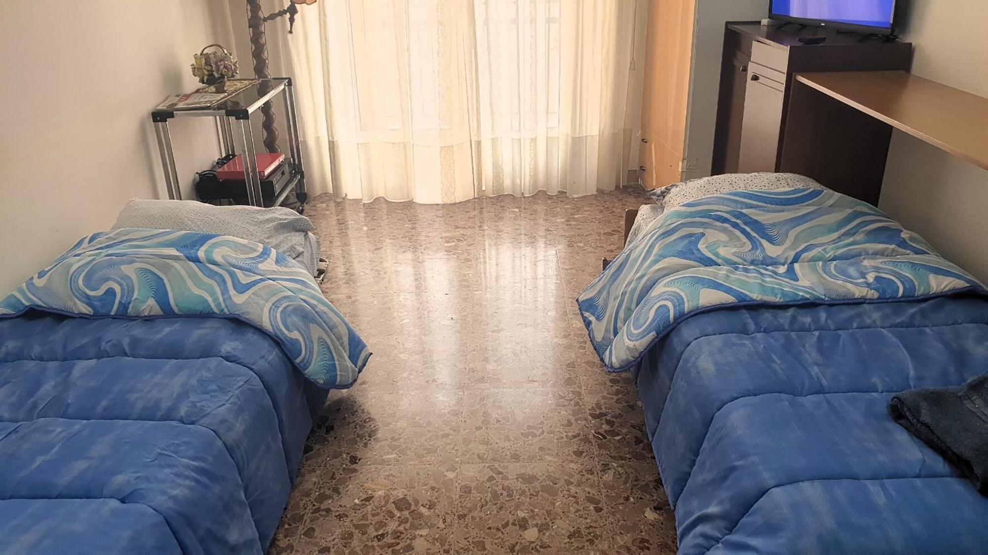 Napoli Stadio - 3 Bedrooms - 2 Bathrooms - Free Park ภายนอก รูปภาพ